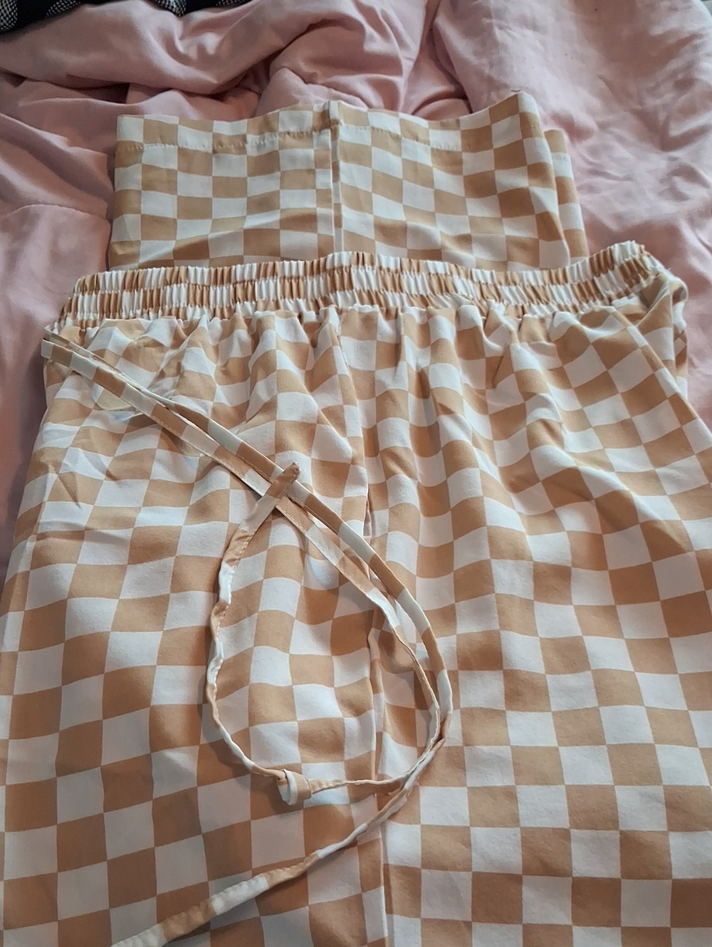 SHEIN Beige and Cream Checkered Elastic Waist Pants